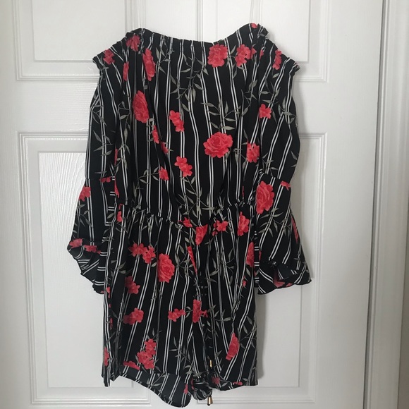 Floral Romper - Picture 3 of 3